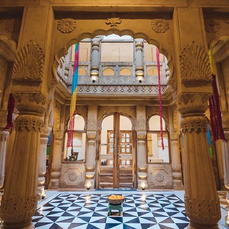 Hotel Dev Garh Jaisalmer Eksteriør bilde