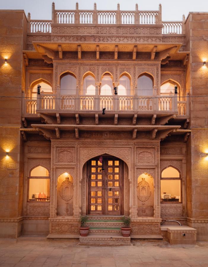 Hotel Dev Garh Jaisalmer Eksteriør bilde