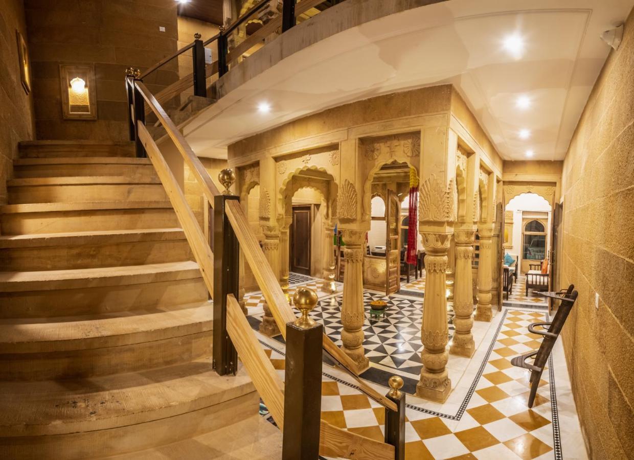Hotel Dev Garh Jaisalmer Eksteriør bilde