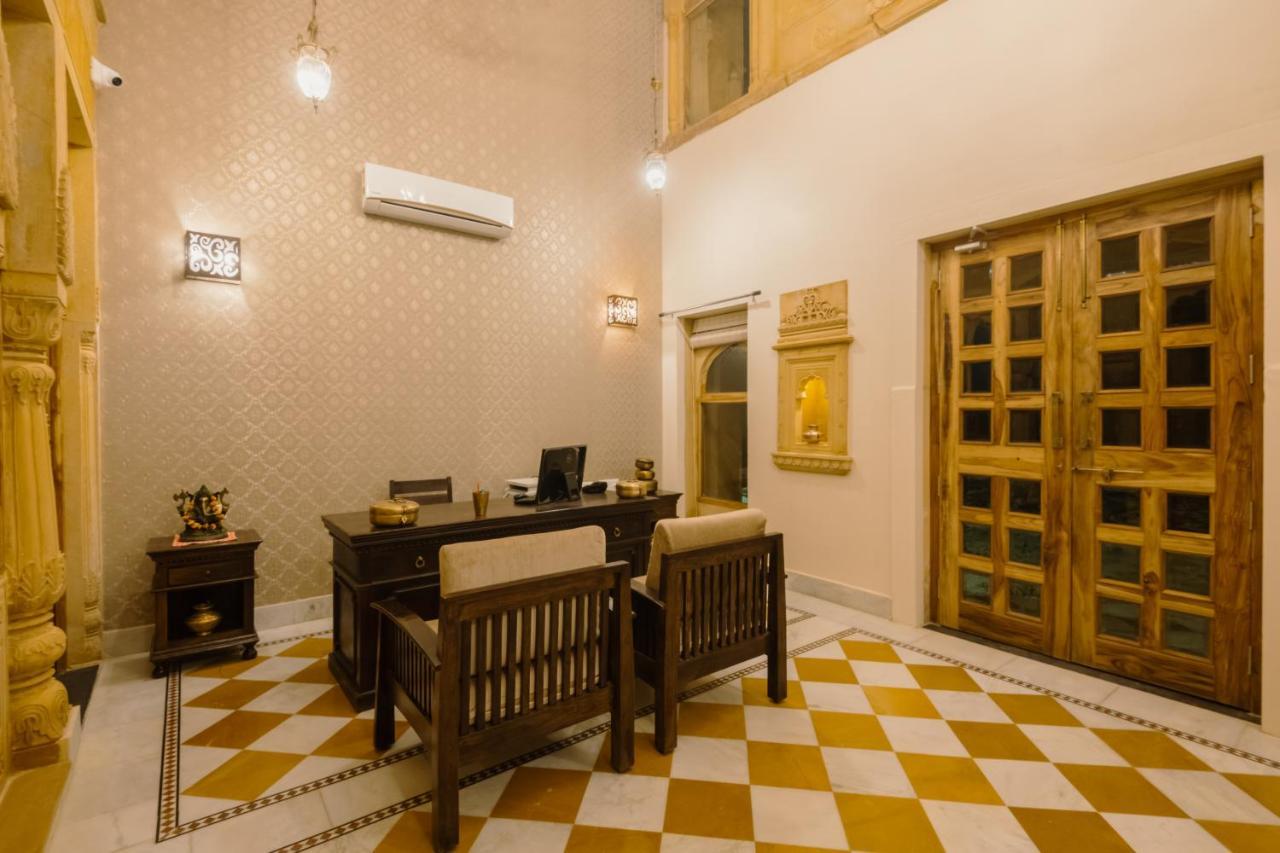 Hotel Dev Garh Jaisalmer Eksteriør bilde