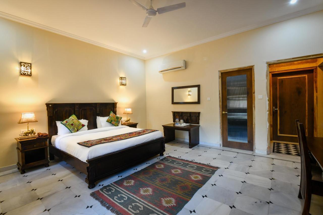 Hotel Dev Garh Jaisalmer Eksteriør bilde