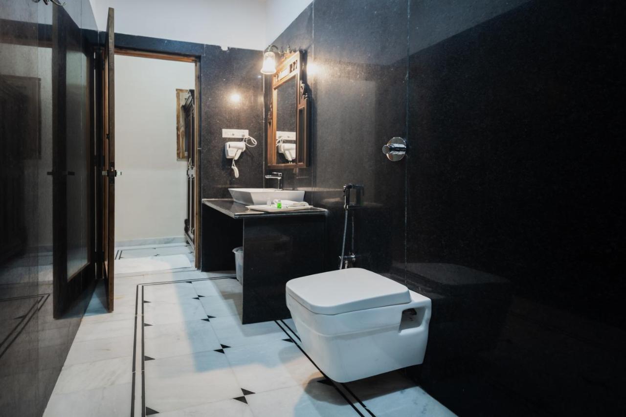 Hotel Dev Garh Jaisalmer Eksteriør bilde