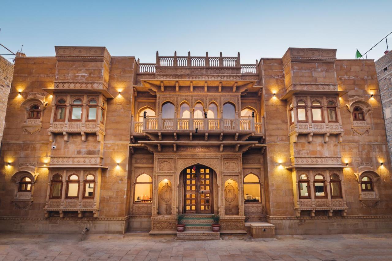 Hotel Dev Garh Jaisalmer Eksteriør bilde